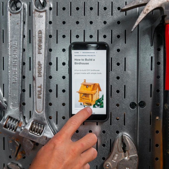 NWT Peak Design Wall Mount for Phones With Mag Safe in White - Picture 3 of 9